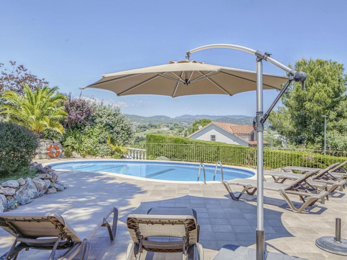 Belvilla By Oyo Villa In Arenys De Mar With Pool Bagian luar foto
