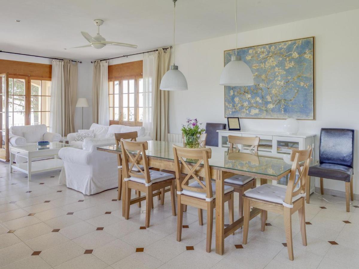 Belvilla By Oyo Villa In Arenys De Mar With Pool Bagian luar foto