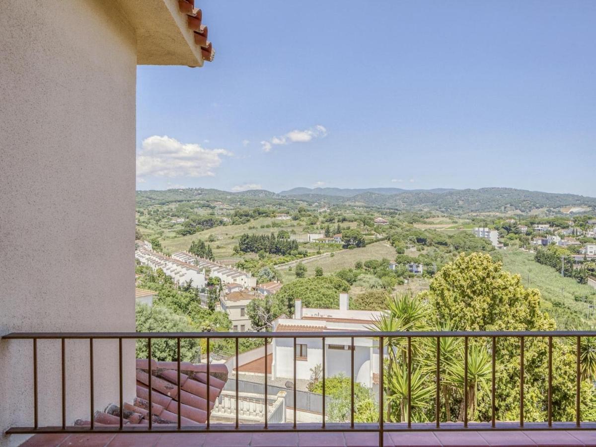 Belvilla By Oyo Villa In Arenys De Mar With Pool Bagian luar foto